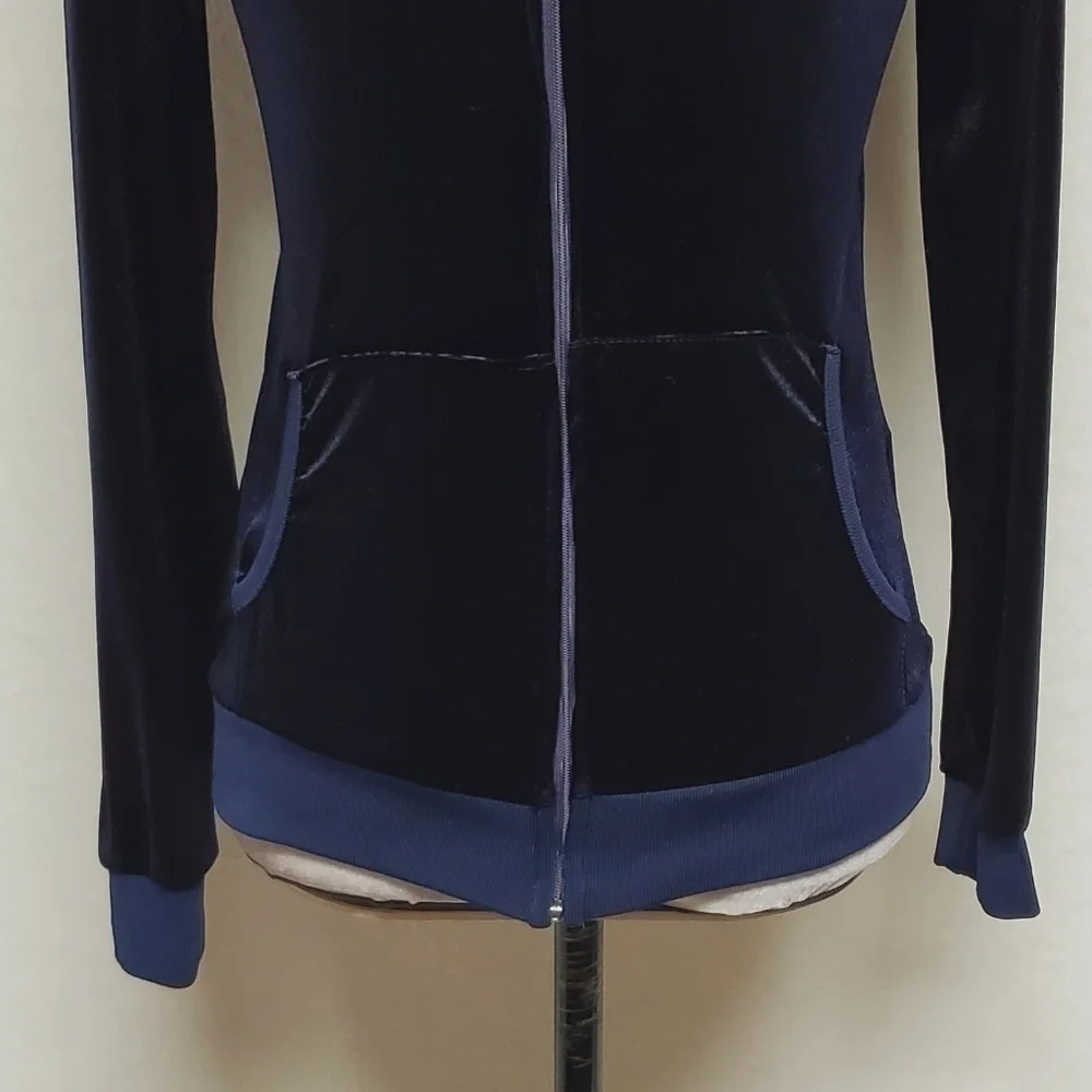 Rare Retro Barbie Loves Splash Silver Superstar Barbie Dark Indigo Velvet Hoodie - Picture 8 of 15